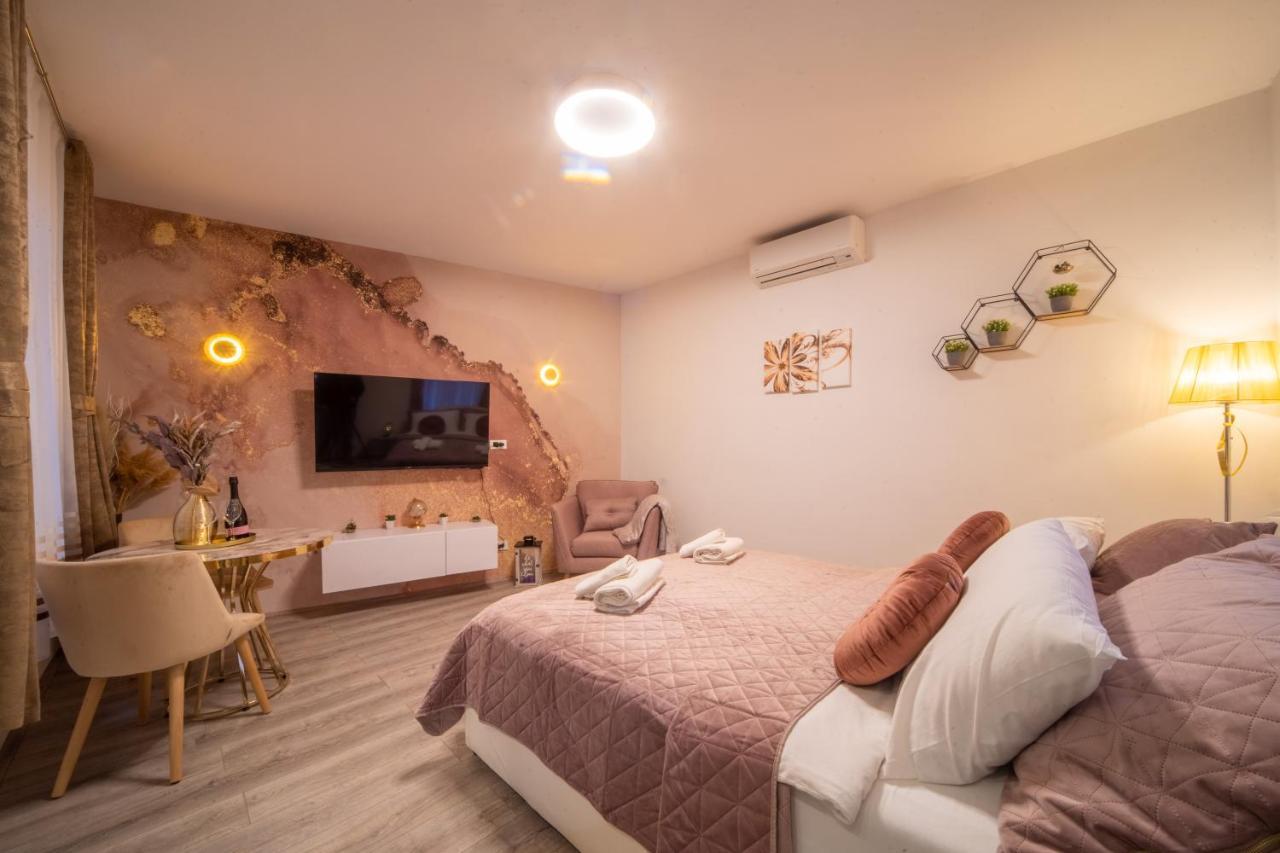 Cosy&Private,30Sec Walk To Mainsquare, Heart Of Zagreb Apartment Ngoại thất bức ảnh