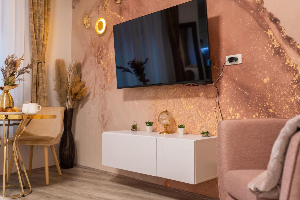 Cosy&Private,30Sec Walk To Mainsquare, Heart Of Zagreb Apartment Ngoại thất bức ảnh