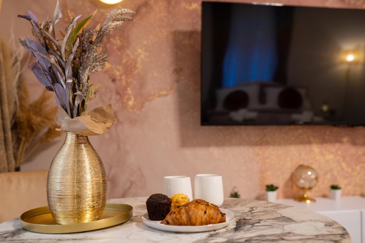 Cosy&Private,30Sec Walk To Mainsquare, Heart Of Zagreb Apartment Ngoại thất bức ảnh